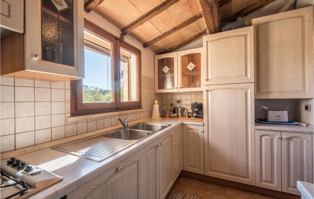 Gorgeous Home In Montalcino With Kitchen Exterior foto