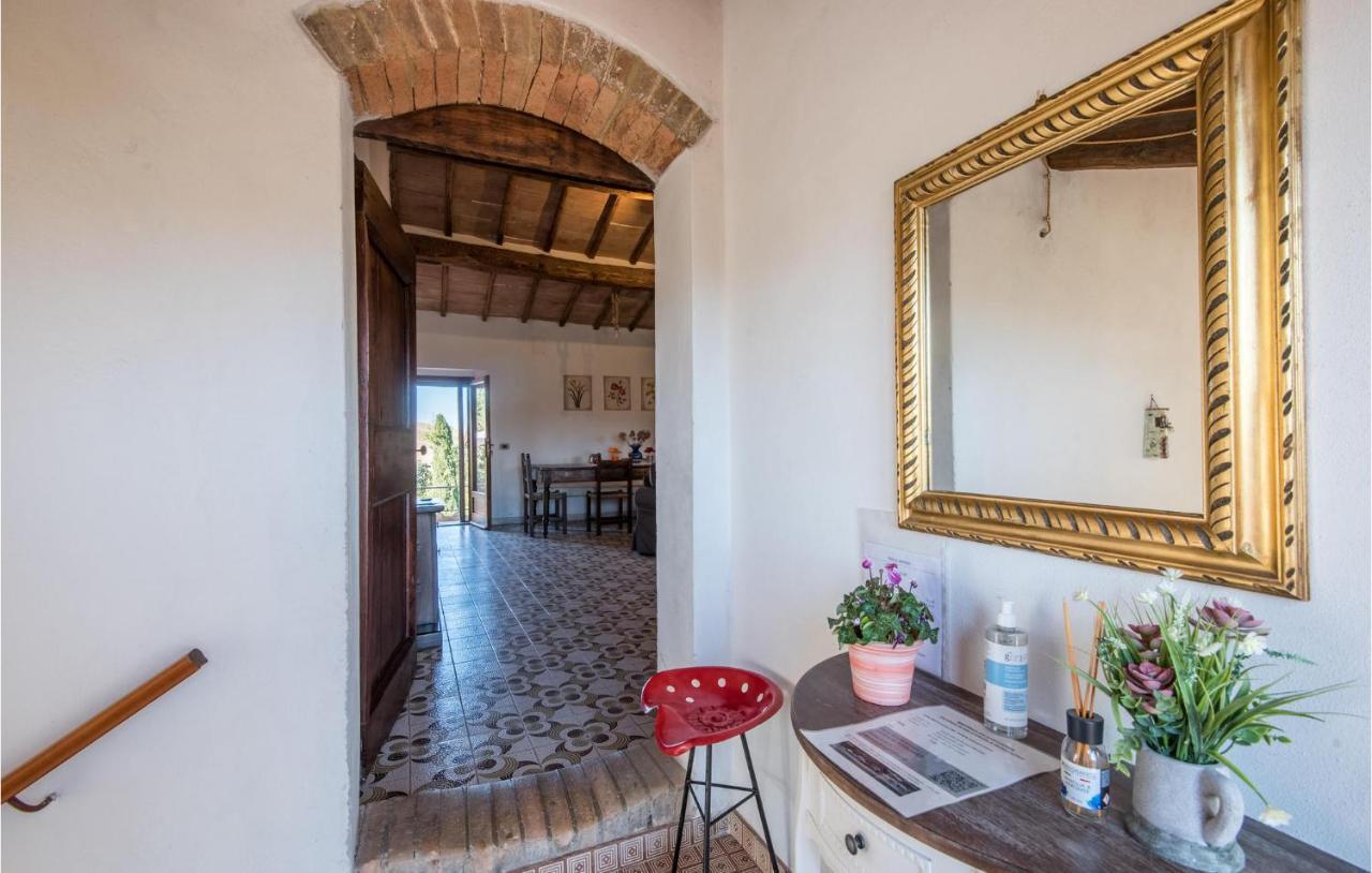 Gorgeous Home In Montalcino With Kitchen Exterior foto